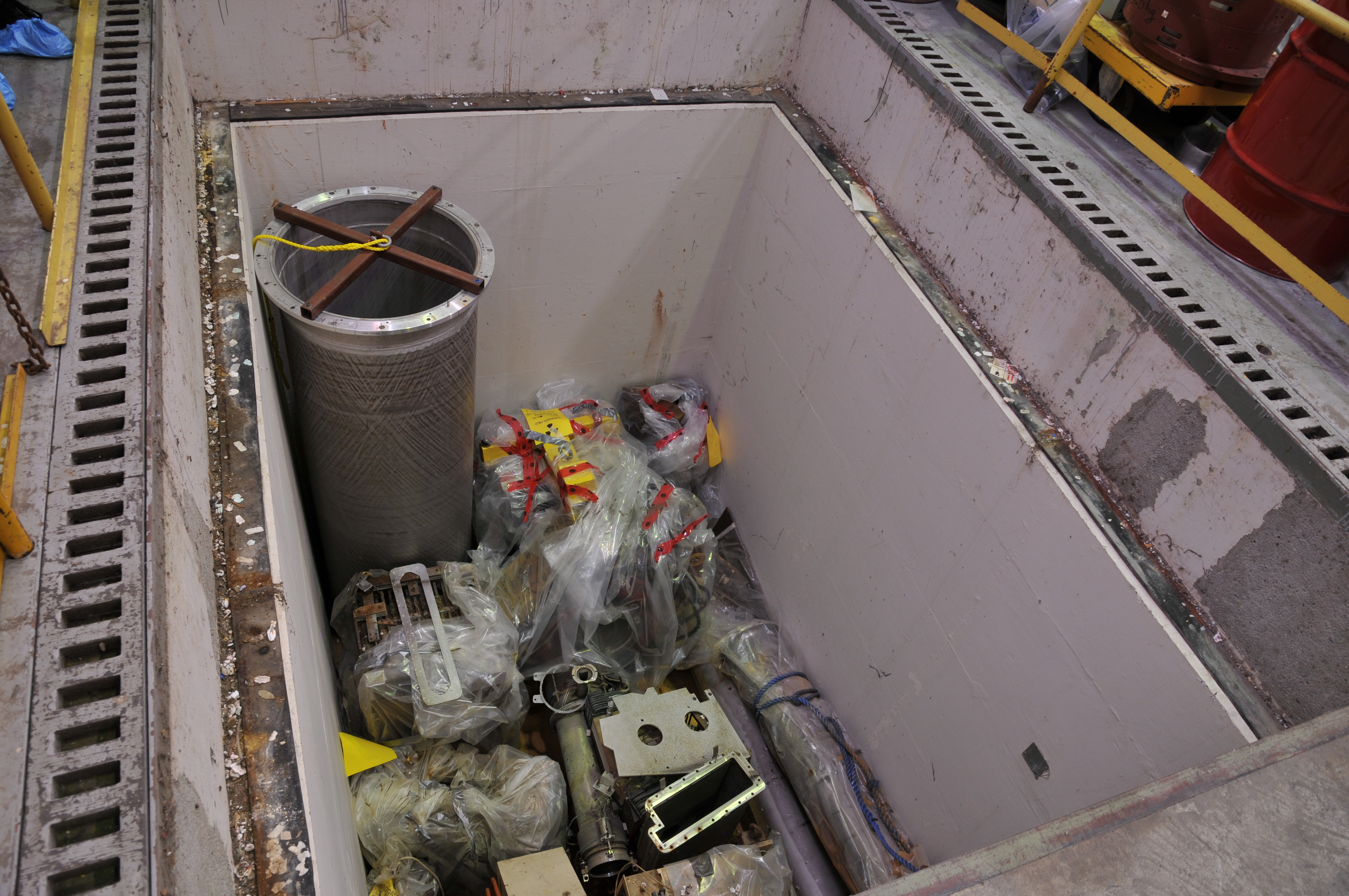 20130201_radwastepit_RHB_5449.JPG